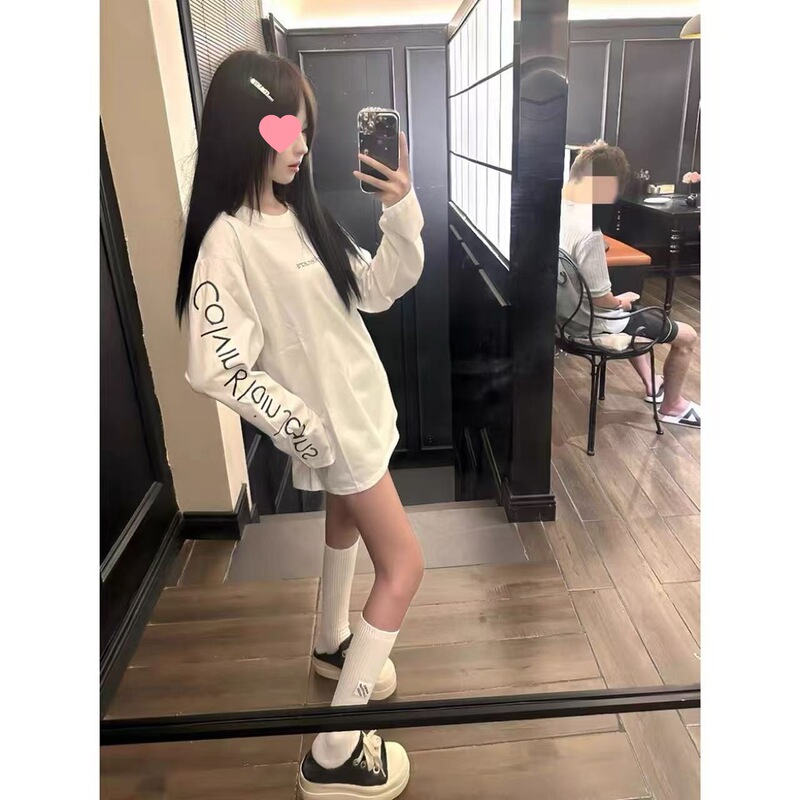 跨境美式复古字母印花白色长袖t恤女春秋5新设计感圆领打底衣黑色|undefined