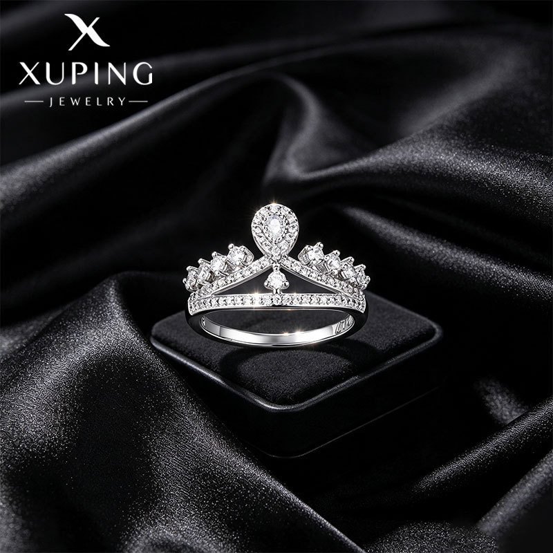 Xuping lujoso diseño ligero anillo de diamante de aleación de apertura de alta calidad anillo de moda personalidad anillo de novia