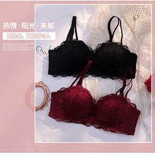 С�ؾ۔n�Ը��ٽz����Ů��ϵbra�o�Ȧ�{������Ů���������b