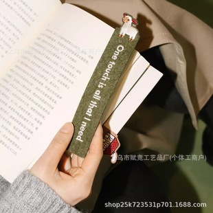 Cross-Border Vm Vanilla Mountain Bookmark in Hand, Embroidered Bookmark, Hand-Painted Niche Cultural and Creative Gift Felt Bookmark
