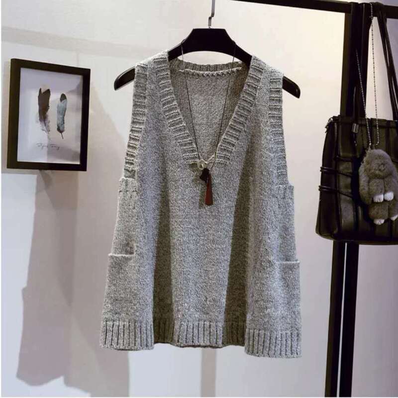 A-Line Loose Knitted Vest Sweater for Women Korean Style V Neck Large Size Sleeveless Flap Pocket Pants Vest for Outer Wear Spring & Fall Style