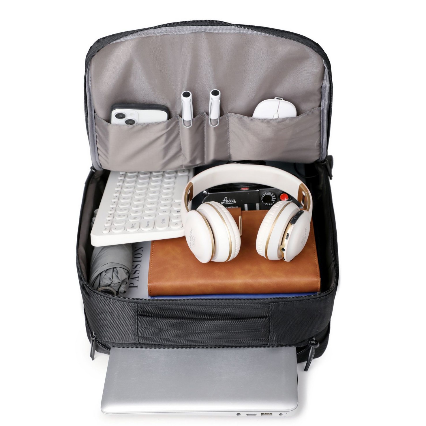 La nueva mochila para computadora se puede imprimir con logotipo, mochila de viaje, mochila de negocios de varios compartimentos para viajeros simples