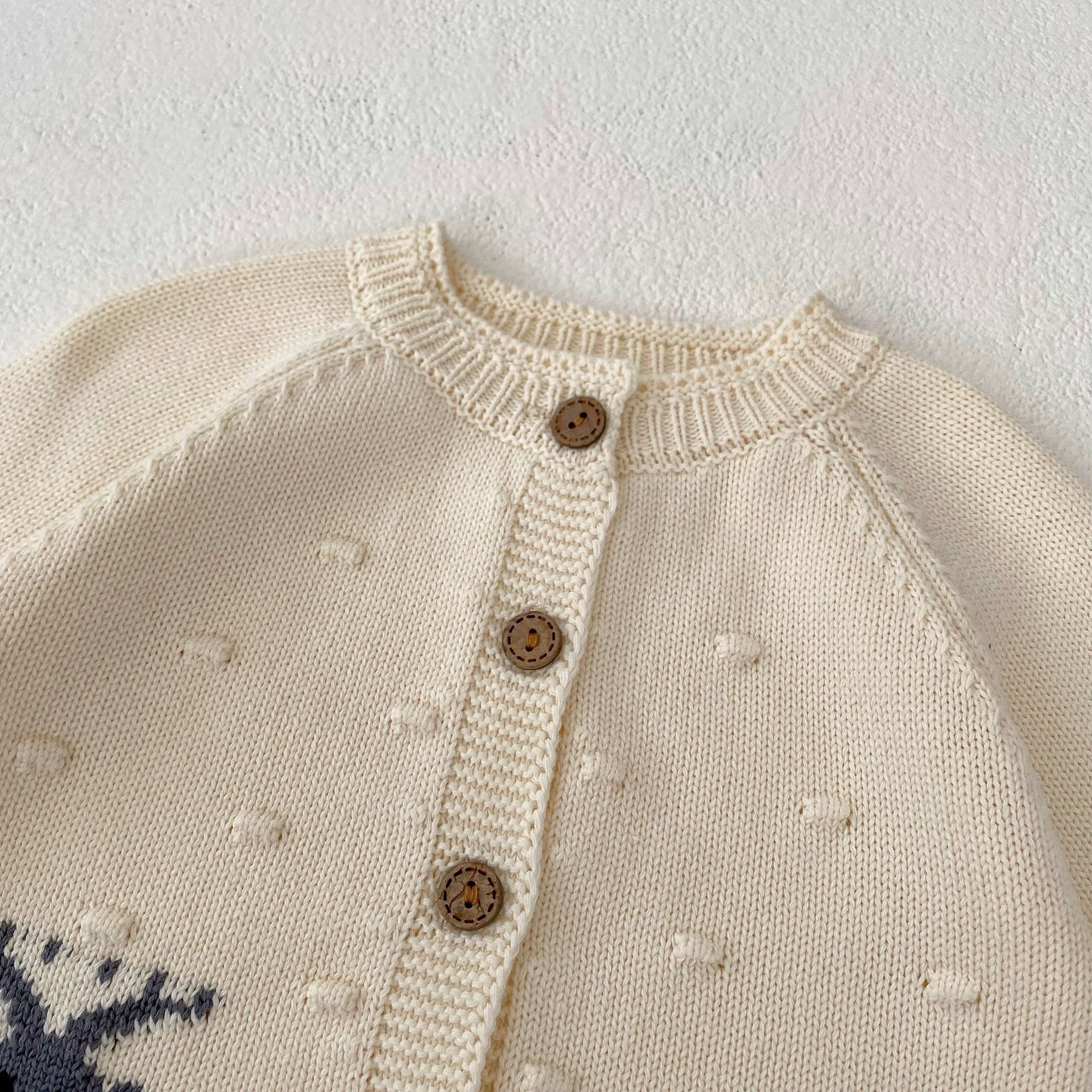 2024 tavaszi ruházat kislány rajzfilm szarvas kötött hosszú ujjú kabát+szürke pántos kabát 2 db válogatható_voghion.com