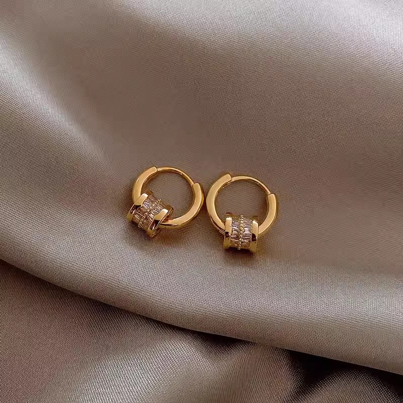 European and American Style Multi-Wear Real Gold Electroplated Small Waist Earrings Elegant Plain Hoop Earrings Zircon Fashion Versatile Earrings