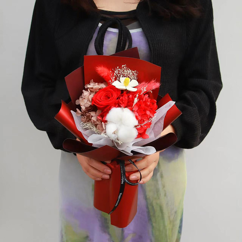 Producto terminado de rosa eterna, pequeño ramo para el Día del Maestro y la temporada de graduación, un ramo de flores secas eternas de alta gama para maestros y compañeros de clase.