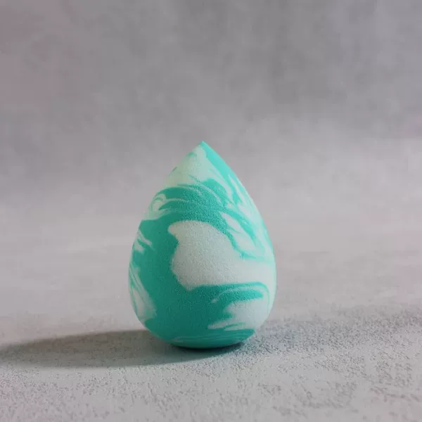 Drop-shaped, green, camouflage