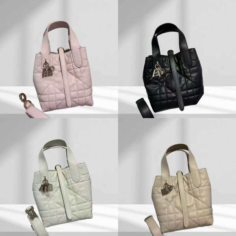New Trendy and Fashionable Versatile Casual Ethnic Tote Bag, Ultra-Light Waterproof Shoulder Bag for Women