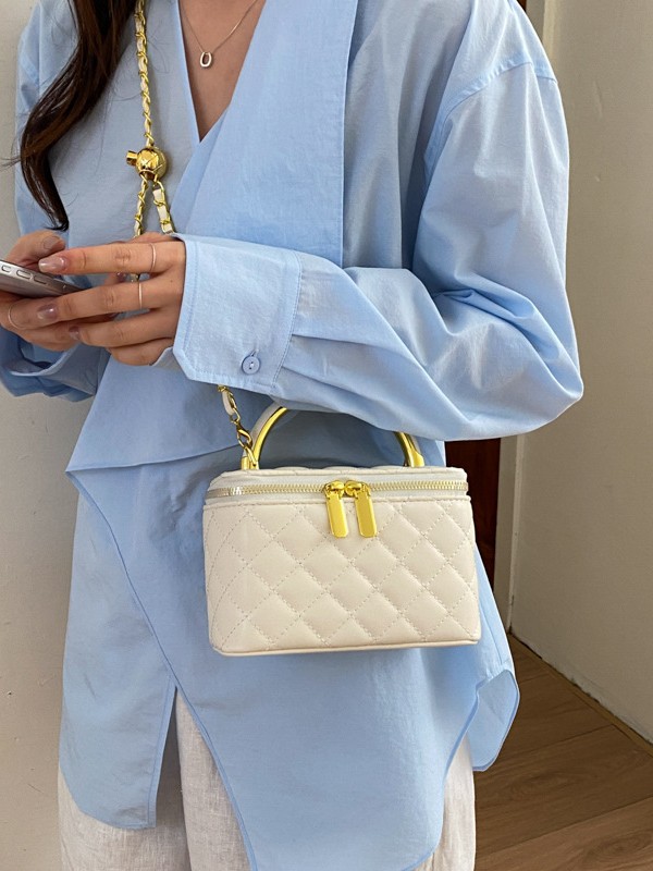 Bolso de cadena de diamante para mujeres 2026 nuevo nicho de diseño transfronterizo de alta sensación de bolso de mochila de caja universal bolso