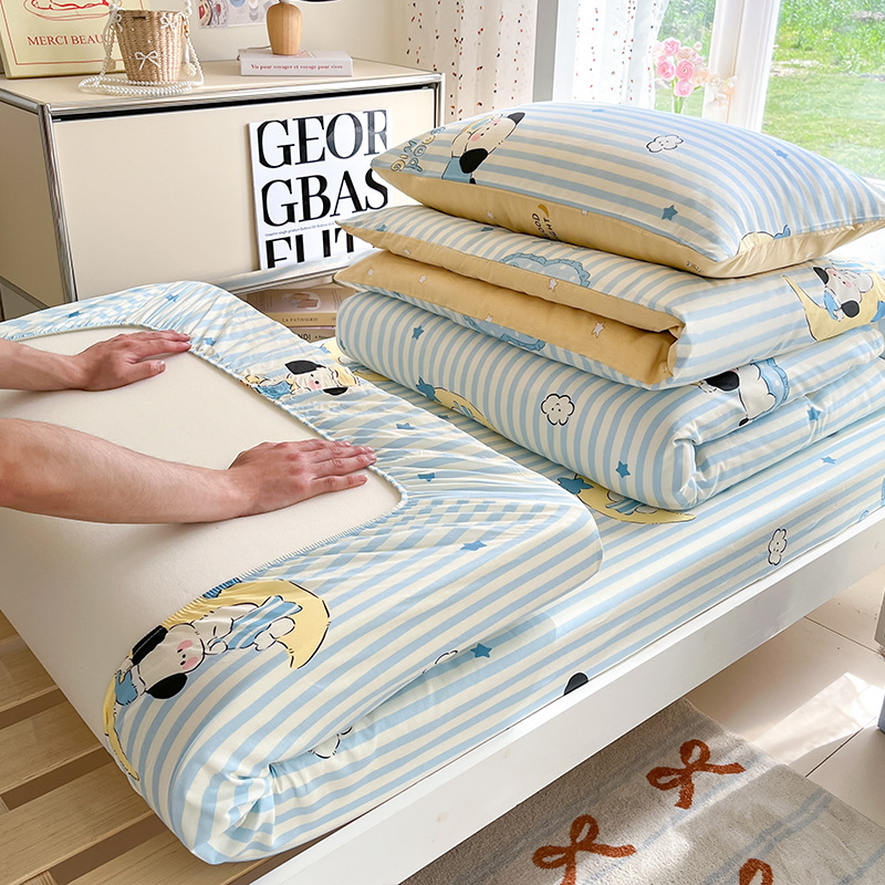 Cama de dormitorio de estudiantes universitarios de algodón de algodón de dibujos animados de tres piezas, ropa de cama, sábana, funda de edredón, juego de seis piezas