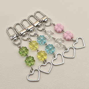 Keychain mobile phone chain creative love four-leaf clover mobile phone chain schoolbag headset accessories handmade accessories