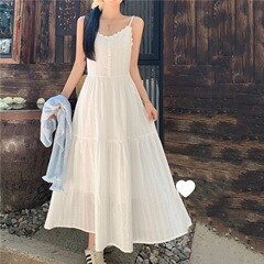 白月光吊带连衣裙夏季新款森系气质白色甜美法式收腰仙女白裙子夏