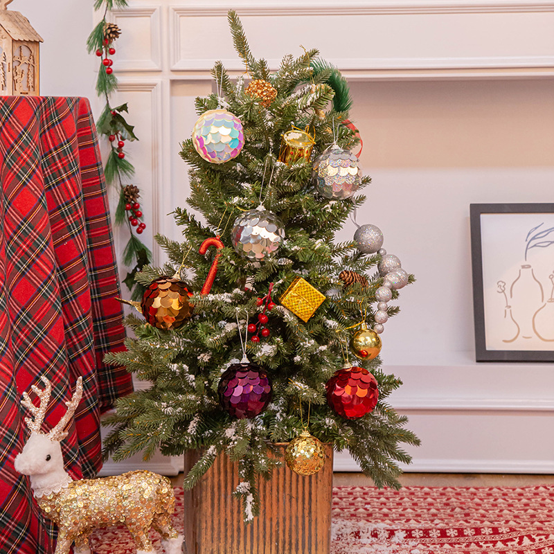 8CM Navidad de color esquinilla escala de pescado ventanas de bolas de Navidad adornos de árbol de Navidad colgantes en stock fábrica al por mayor