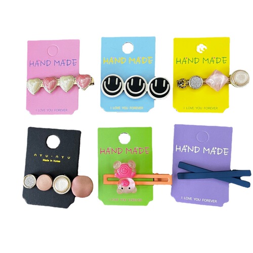 One hundred pieces of color hairpin packaging cards with missing corners, hot-selling hang tags, cardboard stalls, black hair accessories clips