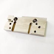 CNC加工中心精密零件配件加工雕刻加工铝件机械加工 非标零件加工