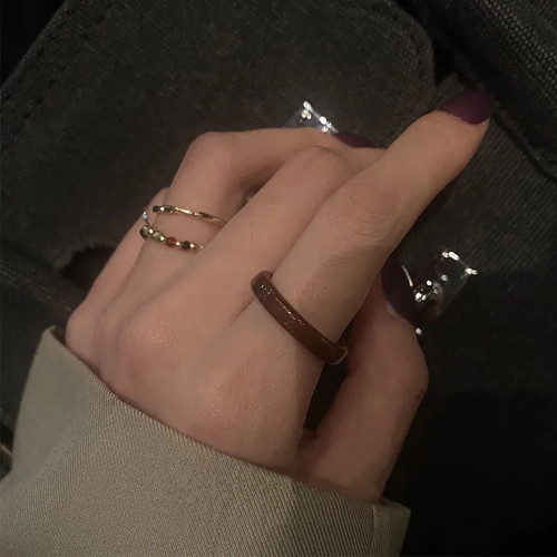 Retro ins Japanese and Korean colored beaded resin acetate plate French personalized index finger tail ring wavy ring set