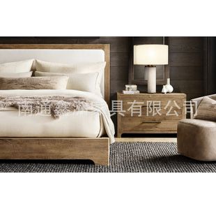 American Country High-end Solid Wood Double Bed Master Bedroom Log Large Board Wedding Bed French Retro Homestay Soft Bag Fabric Bed