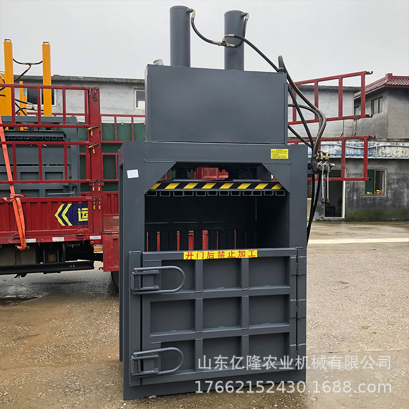 80吨铝屑废铁金属压块机 矿泉水塑料瓶打包机 玉米秸秆稻草压缩机