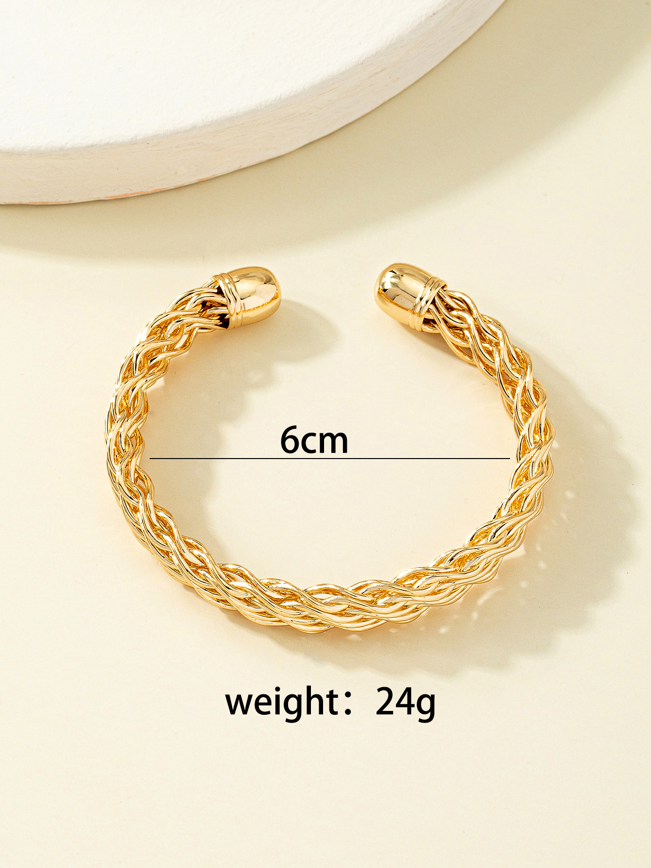 Fashion Twist Alloy Plating Bangle