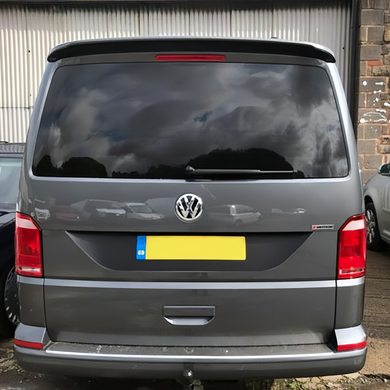 Suitable for 2016-2022 Volkswagen Kaveli T6 Modified Special No-Drill Paint-Coated Rear Spoiler