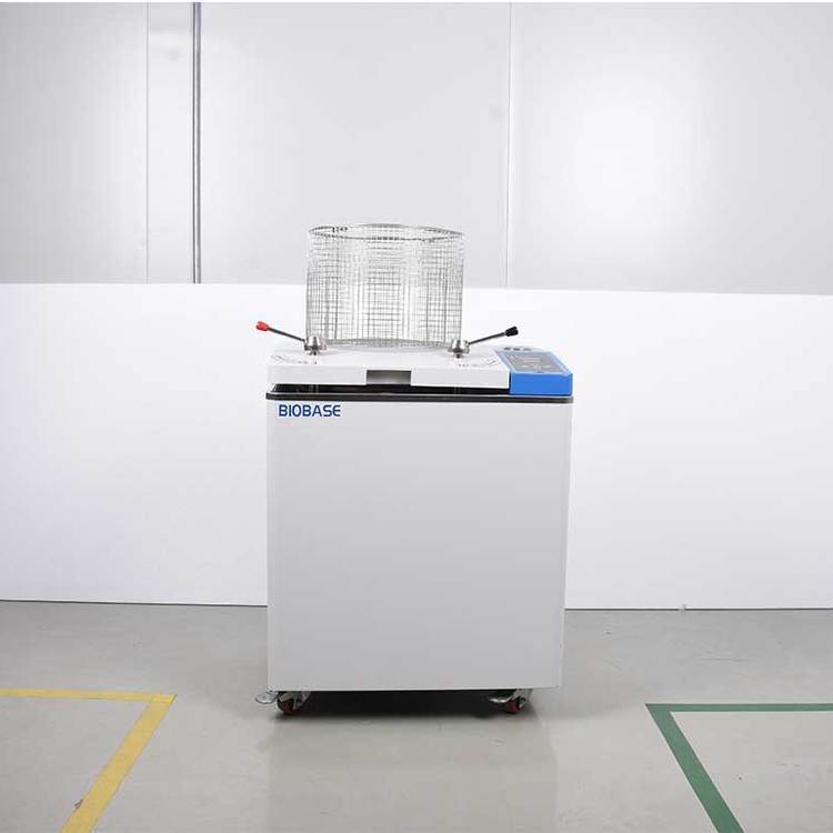 立式压力蒸汽灭菌器4