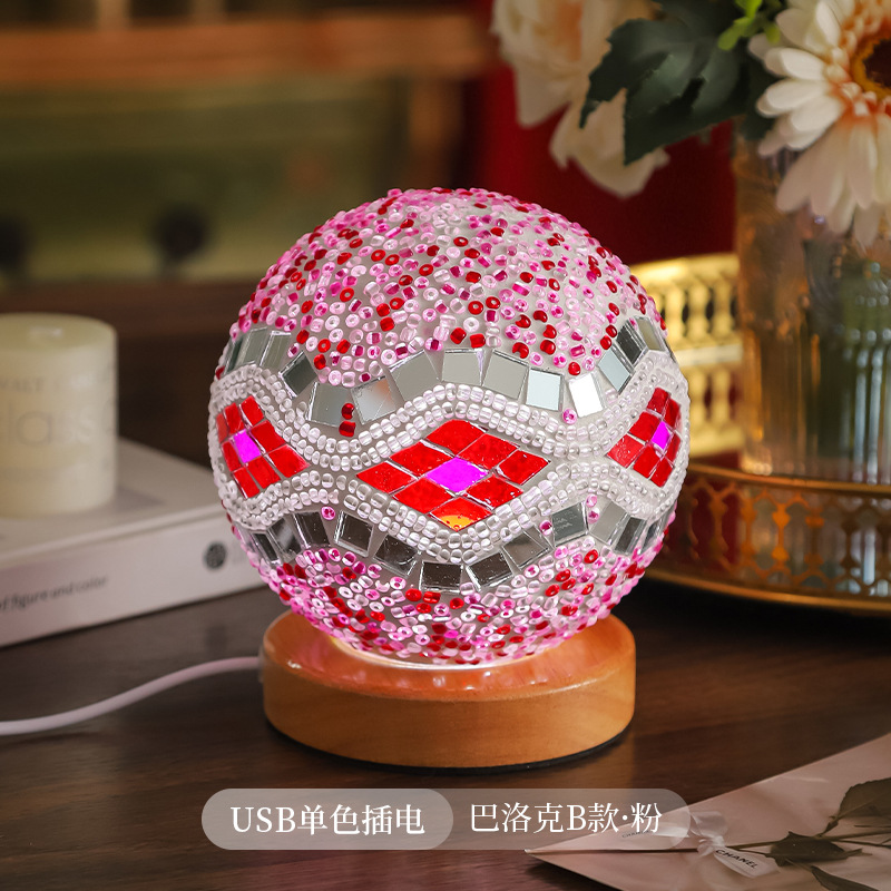 Mosaico transfronterizo luz de noche barroco romance y libertad Bohemia luz de noche creativa lámpara de mesa decorativa de vidrio