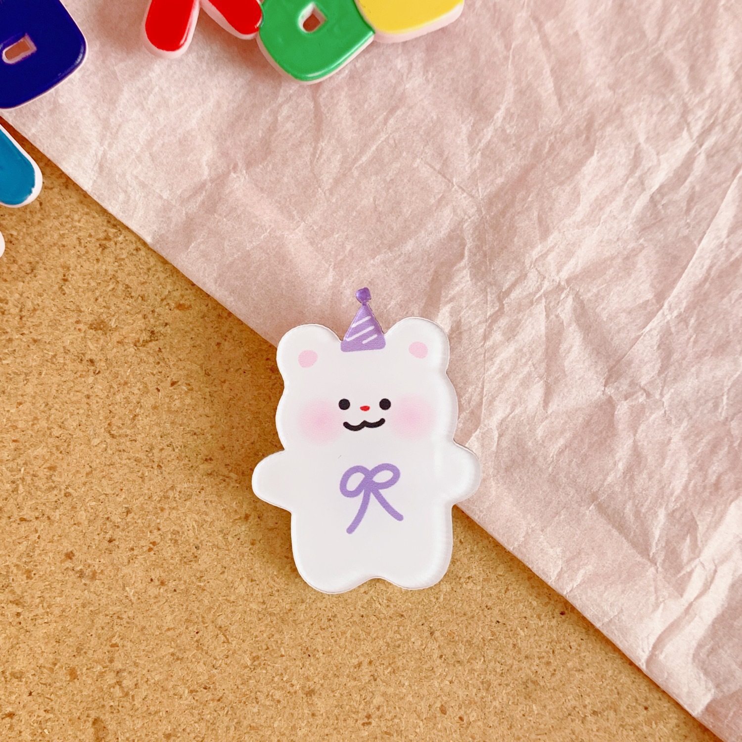 Tengyi ins viento lindo de dibujos animados acrílico cachorro broche insignia al por mayor ropa bolso colgante joyería pin