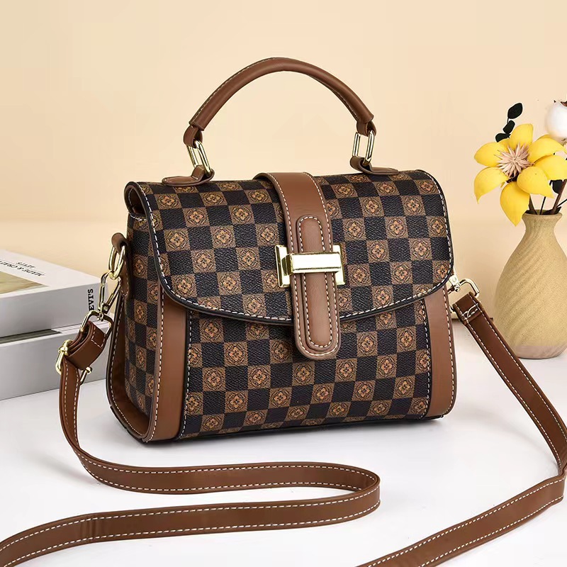 Fabricante retro simple bolso de mano atmosférico de todo fósforo bolso de hombro bolso de mujer al por mayor textura bolso de mensajero bags