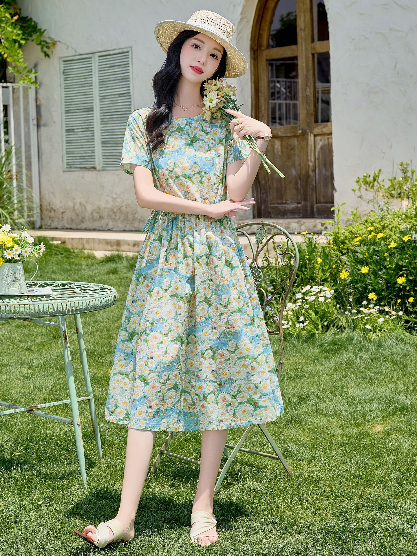 Đầm maxi nữ thắt eo họa tiết hoa nhí màu xanh lá dáng suông dài — Xanh lá cây nhạtcolor