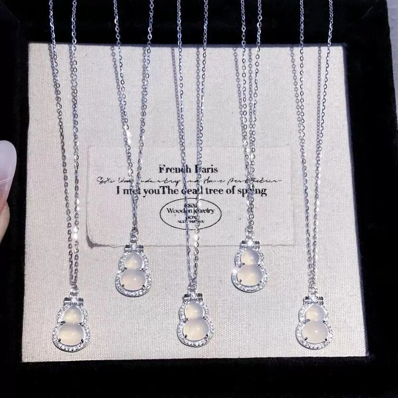 New Chinese Style Bow Gourd Necklace Women's National Fashion Fresh Sweet White Chalcedony Pendant Clavicle Chain