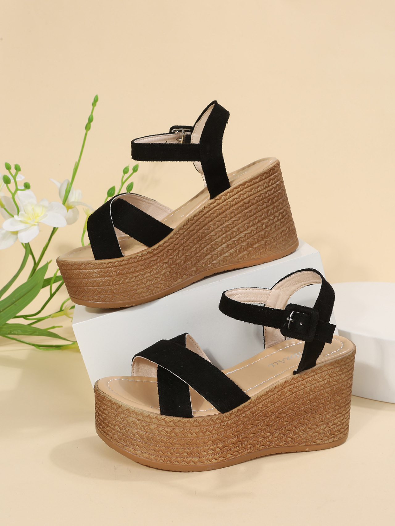 Wedge Sandals Image 2