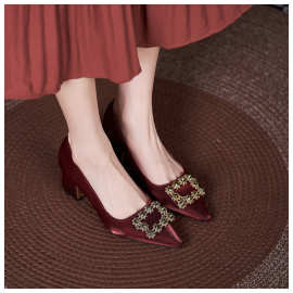 YY-17粗跟妈妈婚礼旗袍鞋绸缎红色婚宴中跟鞋不累脚大码胖脚宽肥