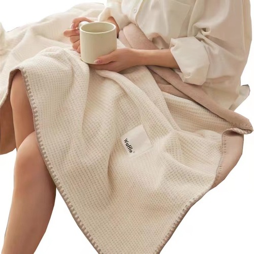 Waffle blanket plush blanket office nap sofa cover blanket coral velvet four seasons double layer air conditioning blanket wholesale