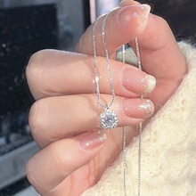 方块锆石项链 冷淡风小众轻奢简约百搭气质锁骨链 短款时尚锁骨链