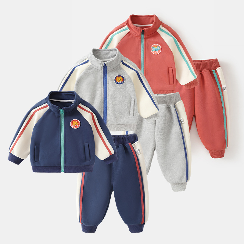 Autumn sports suit for boys