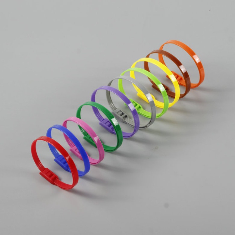 Coloridas Bridas de Nylon Planas Tipo Hebilla de 8x350mm y 8x400mm para Parques Infantiles y Áreas de Juego