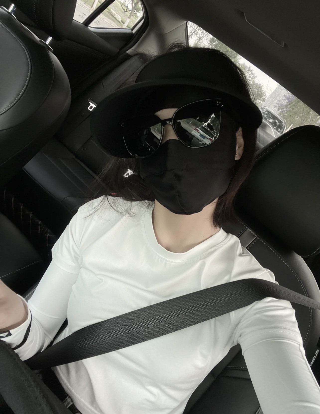 Anti-UV Blu-ray Anti-radiación Face Máscara de protección solar de seda de morera Cara completa Nueva conducción Cara de seda Gini