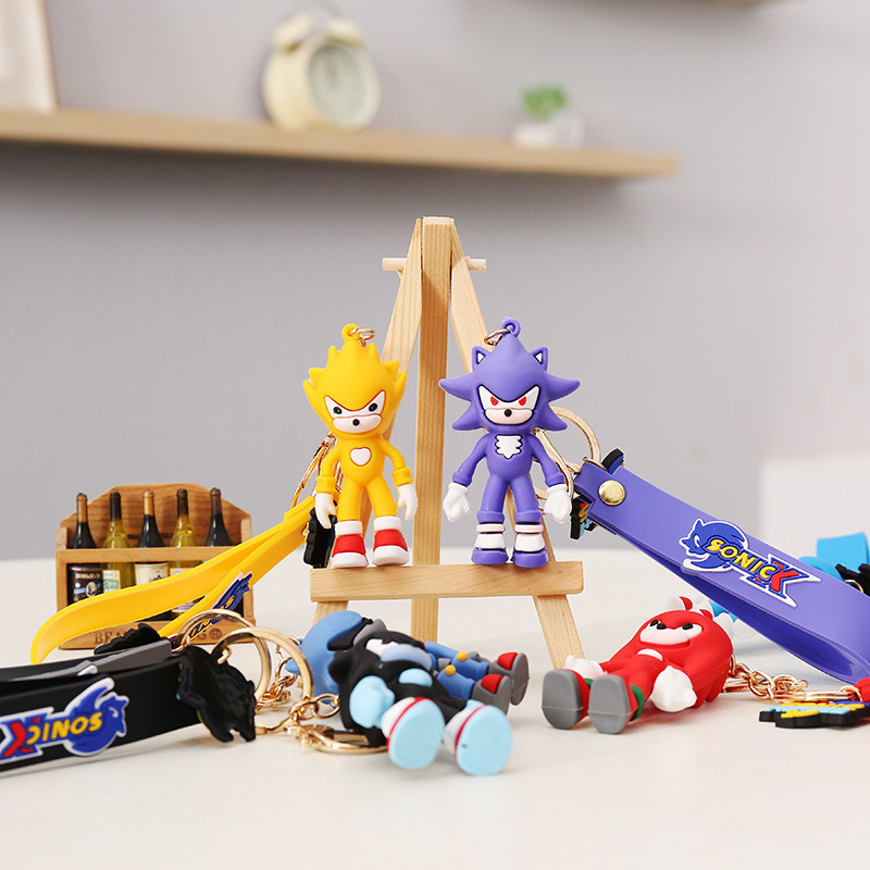 Sonic Keychain Cartoon Male and Female Resin Doll Car Keychain Ring Creative Fashion Bag Pendant Wholesale