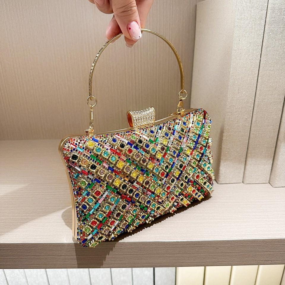 Bolsa de cena de lujo ligero transfronterizo de alto nivel de dama fiesta bolsa de mano de diamante de diamantes de color cadena bolsa de cena