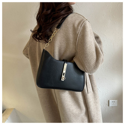 High-end niche bag women's  autumn and winter new ins shoulder armpit bag retro French fashion commuter bag