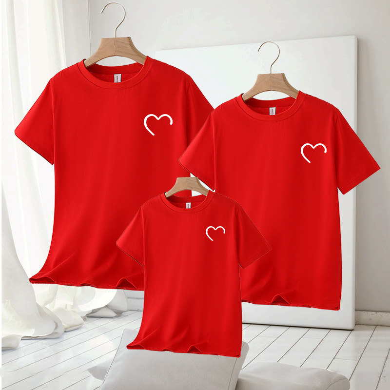 Klein ropa para padres e hijos una familia de tres líneas de verano amor impreso ropa familiar 2024 nueva ropa de jardín de infantes
