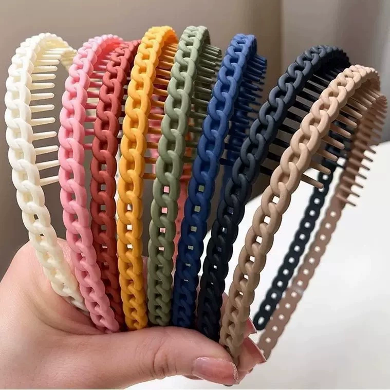 Простой новый стиль с зубчатым нескользящим обручем для волос