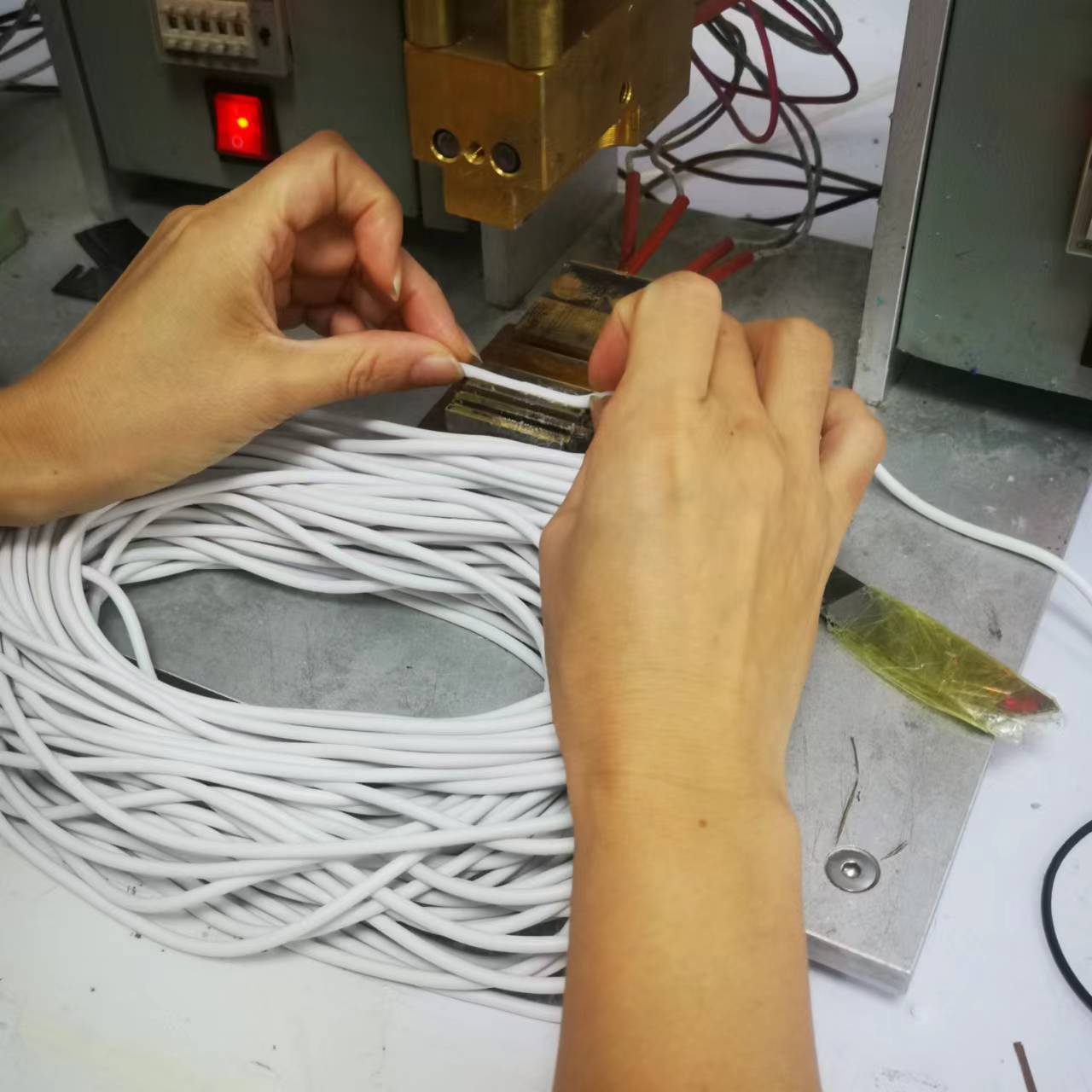 厂家批发耐高温保鲜盒储物盒饭盒硅胶密封圈O型圈粘接密封性好