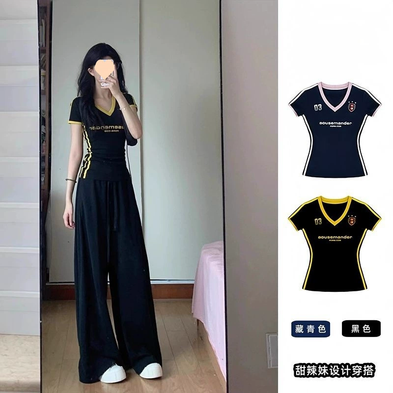 Новый летний американский стиль с v-образным вырезом контрастного цвета, утягивающий вид y2k, сексуальный спортивный повседневный топ, футболка с короткими рукавами для женщин