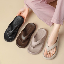 女式雨鞋;男式雨鞋;厚底拖鞋