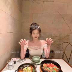 JMSHOP純欲因子レースは肩のtシャツの女性の夏のデザイン感のある半袖の上着をつなぎ合わせます。