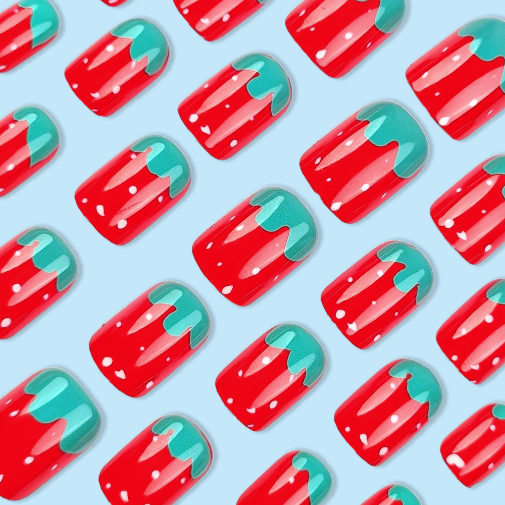 Corto con uñas de uñas blancas y rojas, pegatinas de uñas de fresa dulces y lindas, uñas de vestir terminadas calientes transfronterizas image 4