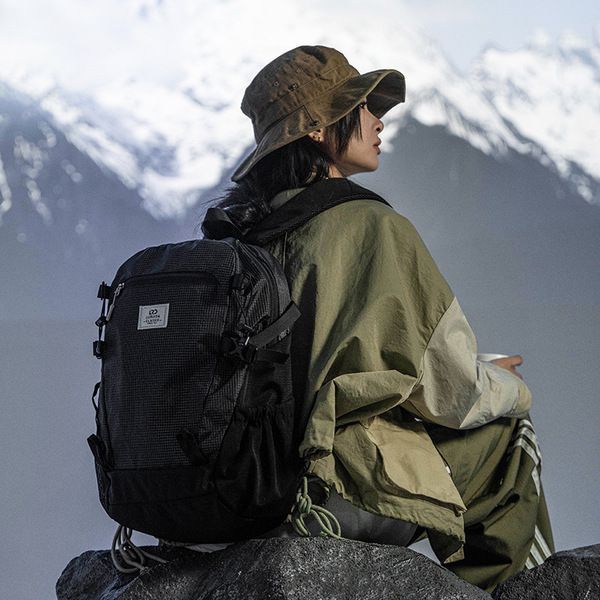 Capacious climbing waterproof universal backpack