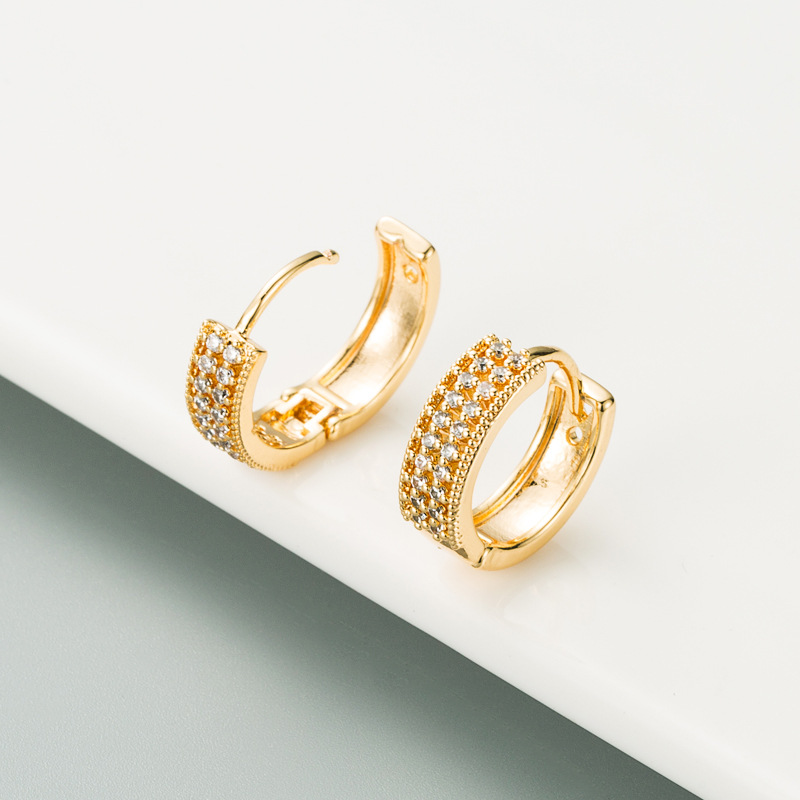 Trend Small Golden Earring Ear Bone Ring Simple Temperament Copper Zircon Ear Buckle Earrings display picture 4