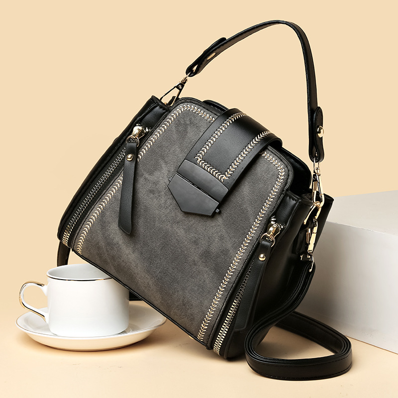 Elegant Women's Shoulder Bag Soft Leather Versatile Crossbody Bag_voghion.com