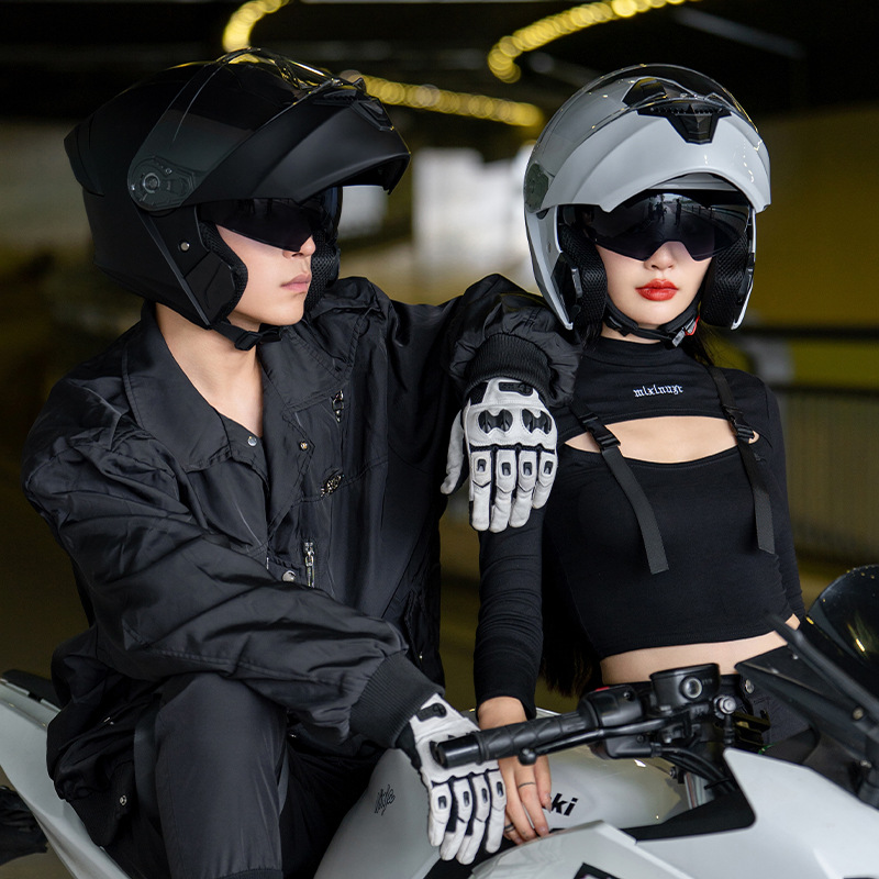 Casco de motocicleta de comercio exterior, casco caliente de invierno para hombres, casco de seguridad transfronteriza para mujeres, cuatro estaciones